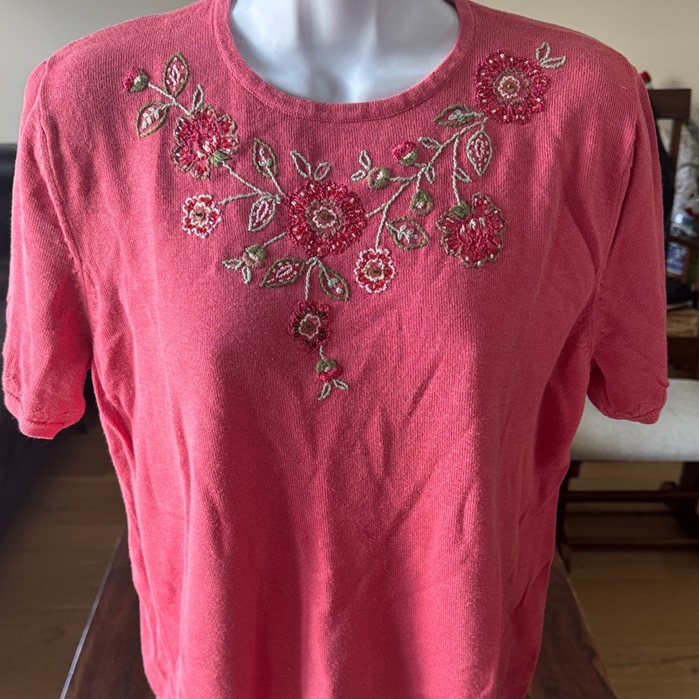 Vintage Embroidered Pink Floral Women's Top